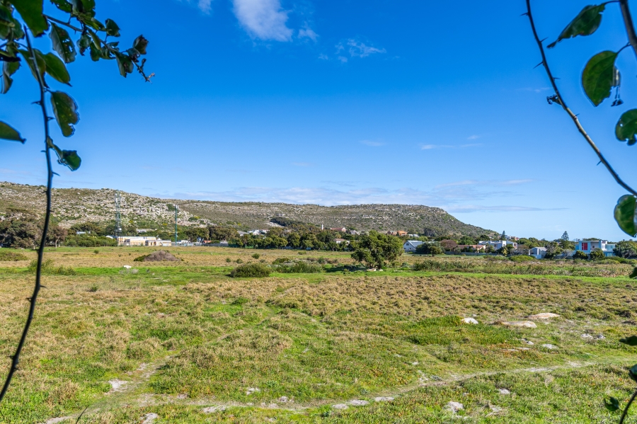 4 Bedroom Property for Sale in Kommetjie Western Cape
